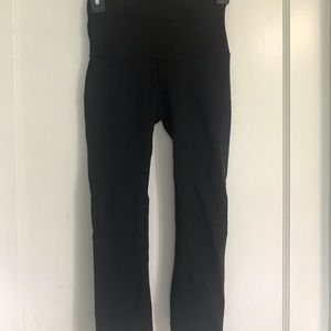 Lululemon Wunder Under leggings